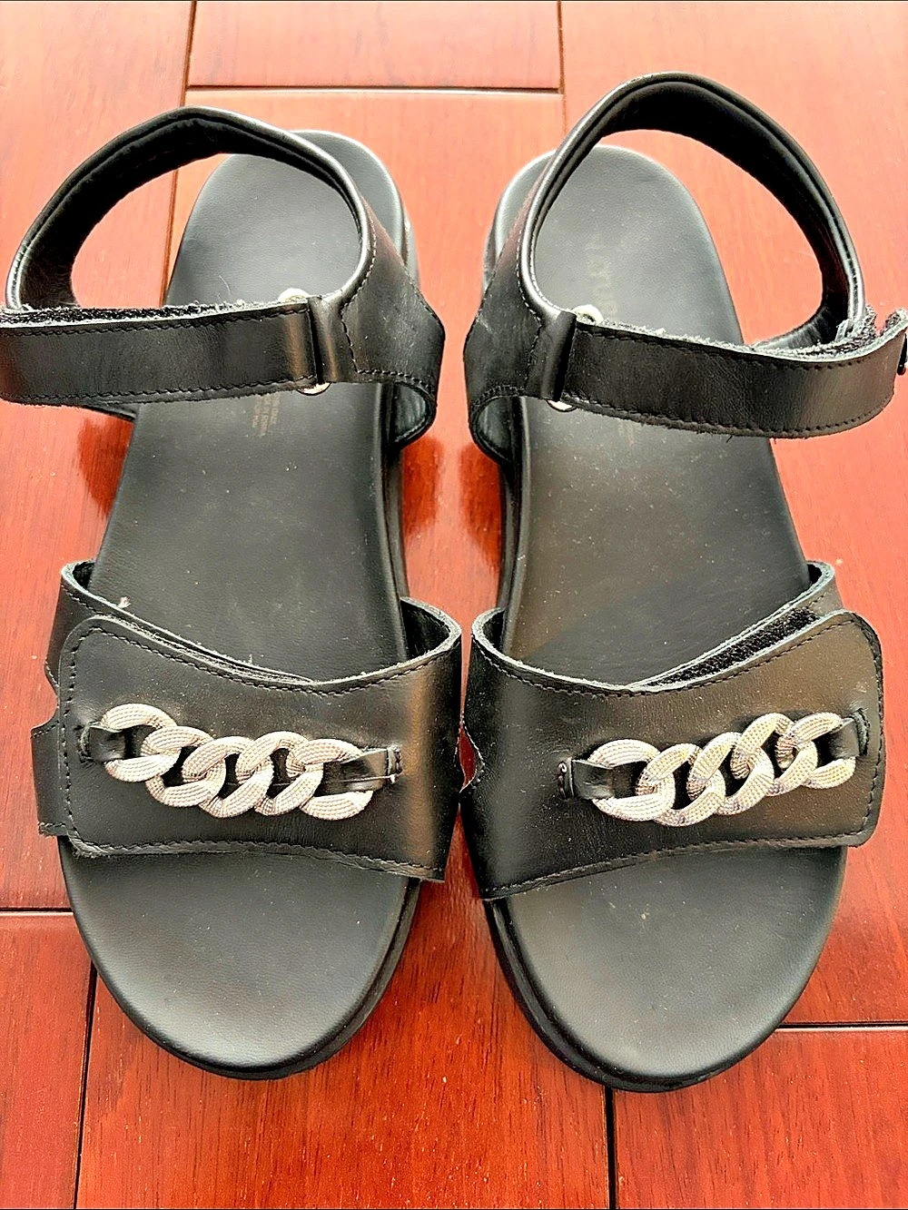 Natirino Chain Detail Black Sandals US 8